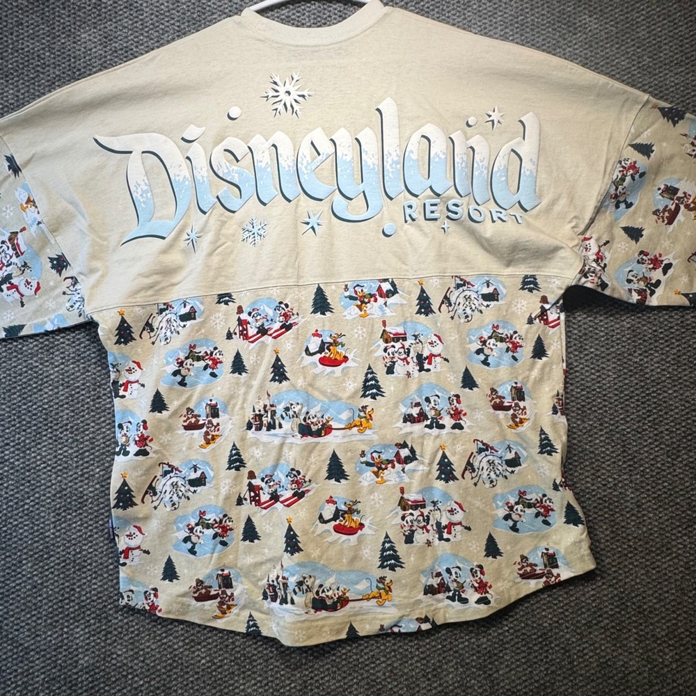Disneyland Resort Spirit Jersey Winter Holiday Mickey Friends Cream Large